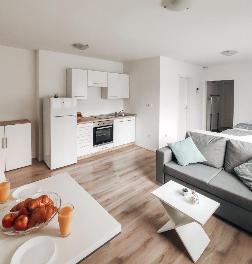Studio Apartment Sanya #2 Любляна Екстериор снимка
